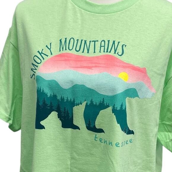 Womens Large Smoky Mountains Tennessee Sunset Grizzly Bear Short Sleeve Tee - Picture 2 of 5